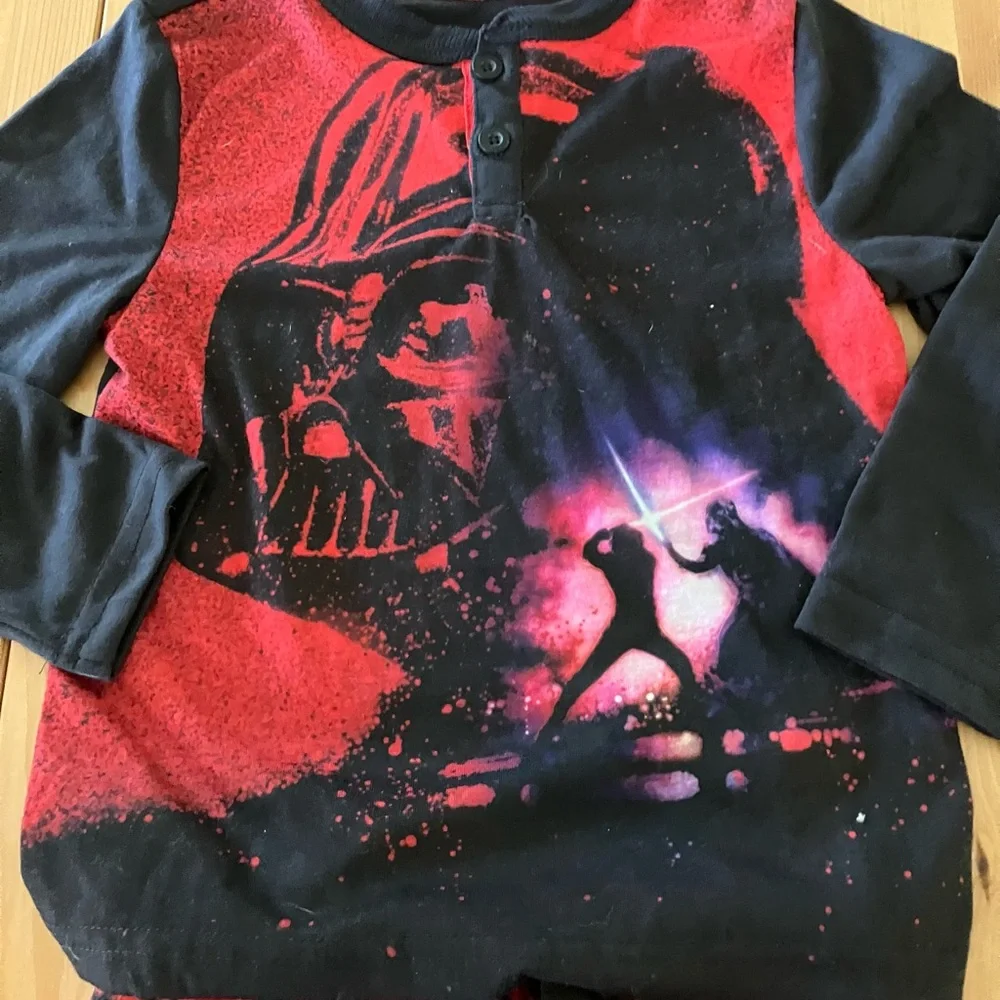 EUC Star Wars Kids Pajama Set - Red and Black Darth Vader Size 4T